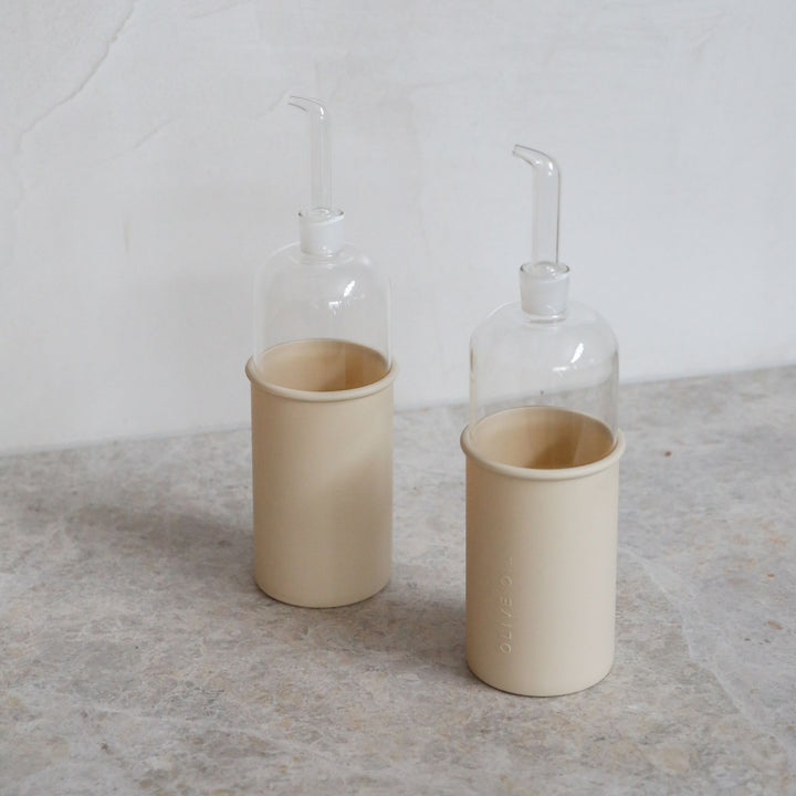 DESIGNSTUFF RUND Bottle for Vinegar, Glass/Silicone, 700ml, Sand