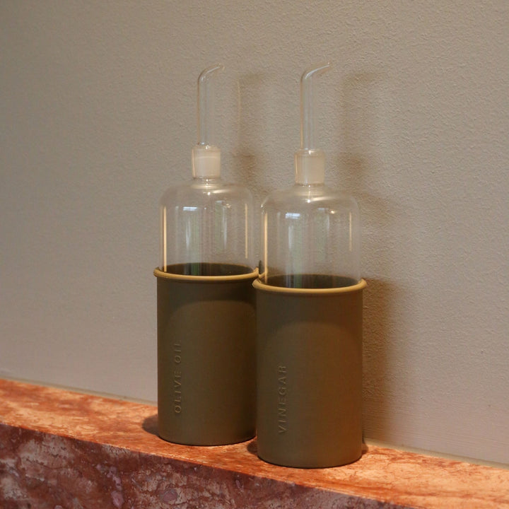 DESIGNSTUFF RUND Bottle for Olive Oil Glass/Silicone, 700ml, Fern