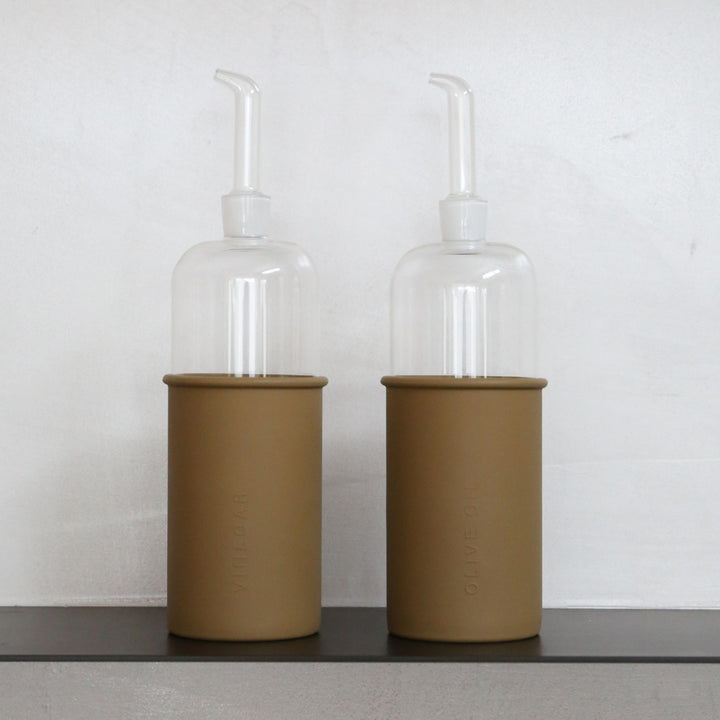 DESIGNSTUFF RUND Bottle for Olive Oil Glass/Silicone, 700ml, Fern
