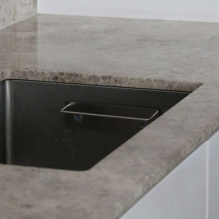 DESIGNSTUFF DRIP Dish Cloth Holder, Brushed Steel