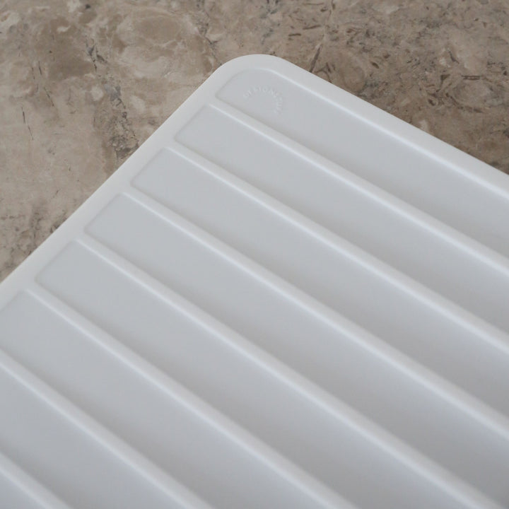 DESIGNSTUFF DRIP Sink Mat, White