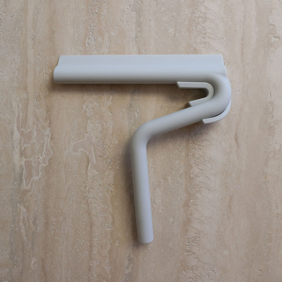 DESIGNSTUFF CURV Shower Wiper, Light Grey