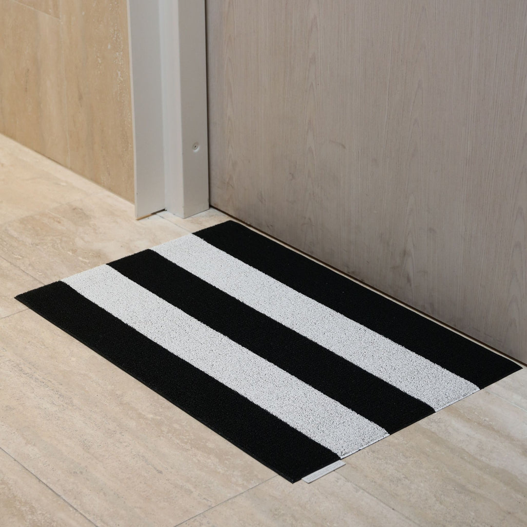 DESIGNSTUFF HAVN Doormat 60x90 cm, Black/Chalk