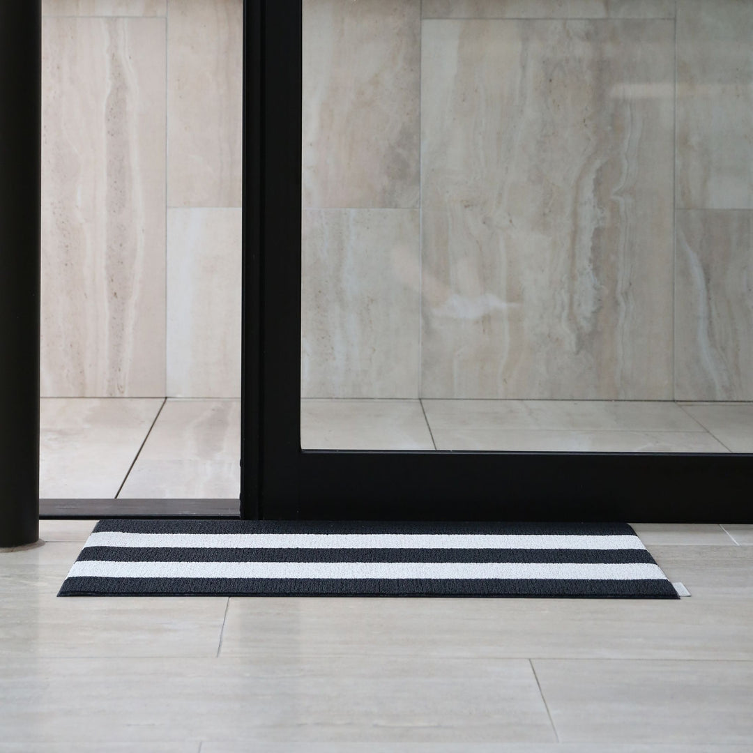 DESIGNSTUFF HAVN Doormat 60x90 cm, Black/Chalk