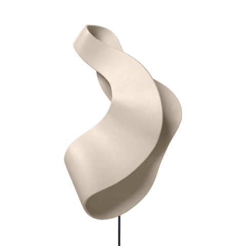 FERM LIVING Oyster Wall Lamp, Light Cashmere
