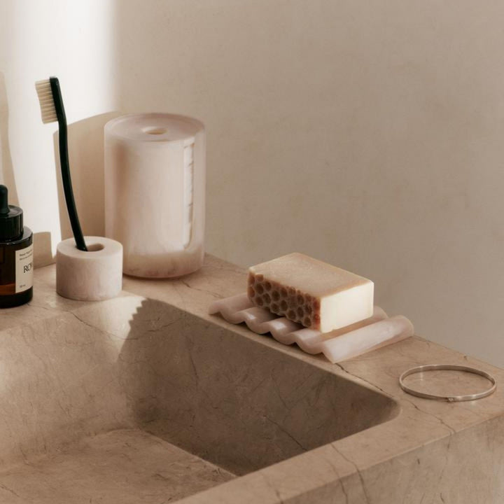 FERM LIVING Mist Soap Dish, 9x14cm, Pearl