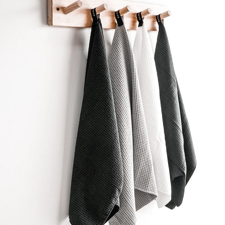 BARKLY BASICS Microfibre Tea Towel, Black