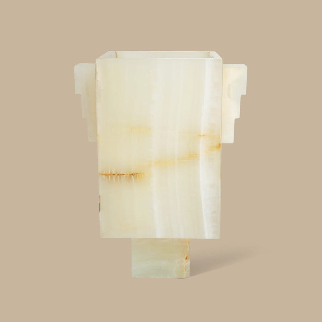 BLACK BLAZE Trunk Vase Wing, White Onyx