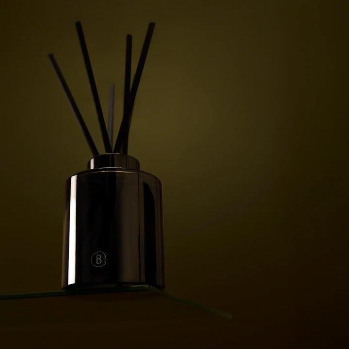BLACK BLAZE Vetiver & Fig Reed Diffuser, Black