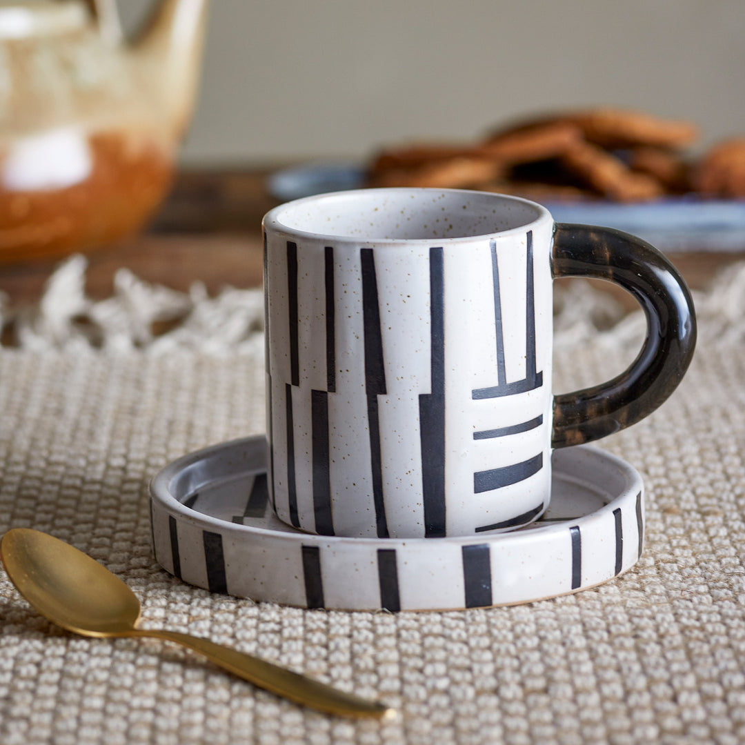 BLOOMINGVILLE Frankie Cup w/Saucer, Stoneware, Black
