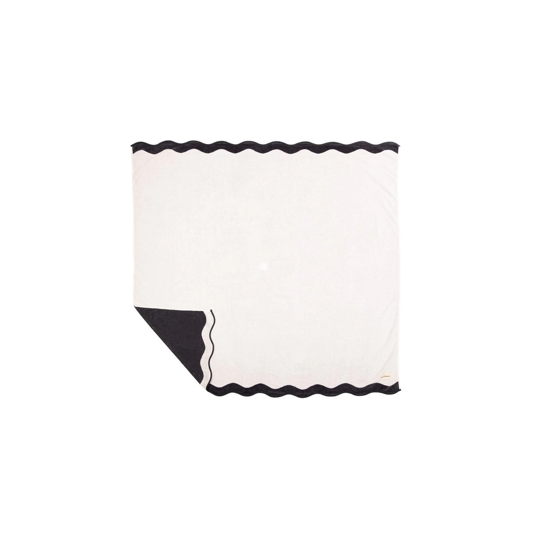BUSINESS & PLEASURE CO Beach Blanket, Rivie White