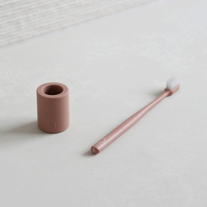 DESIGNSTUFF Wheatstraw Toothbrush, Clay