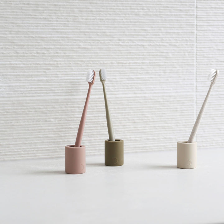 DESIGNSTUFF Wheatstraw Toothbrush, Clay