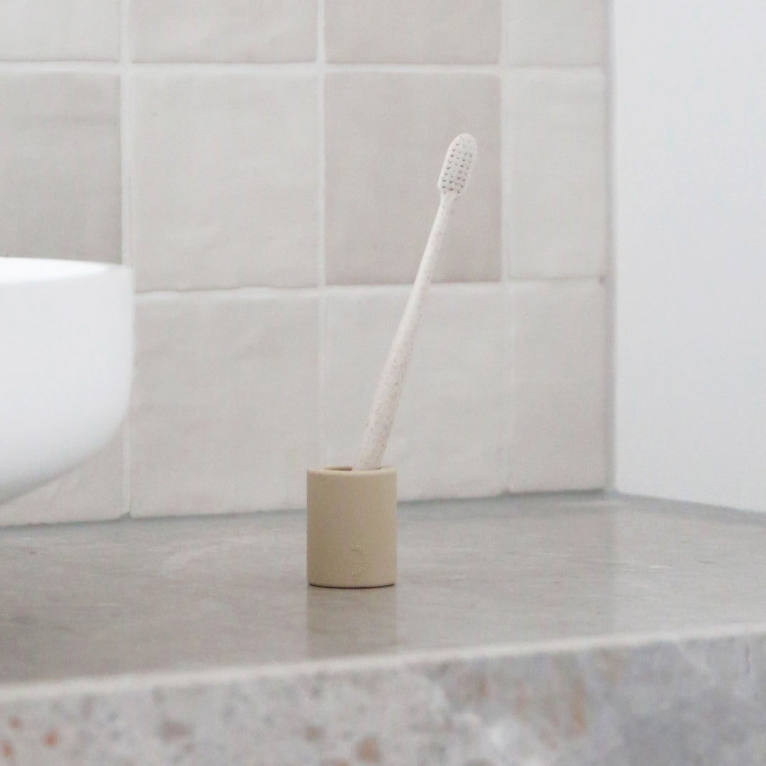 DESIGNSTUFF Wheatstraw Toothbrush, Sand