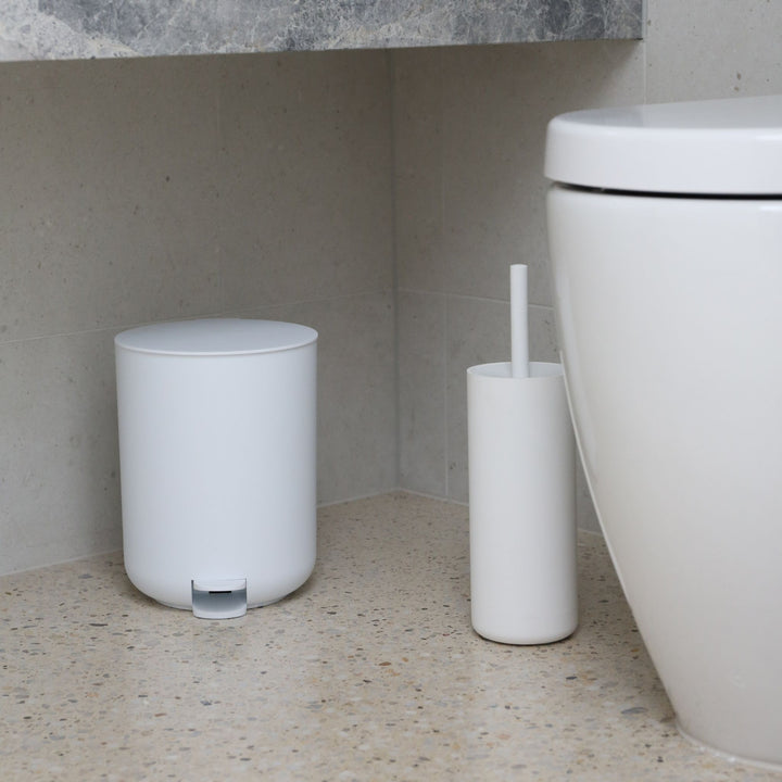 DESIGNSTUFF ARC Pedal Bin, 4.3L, White