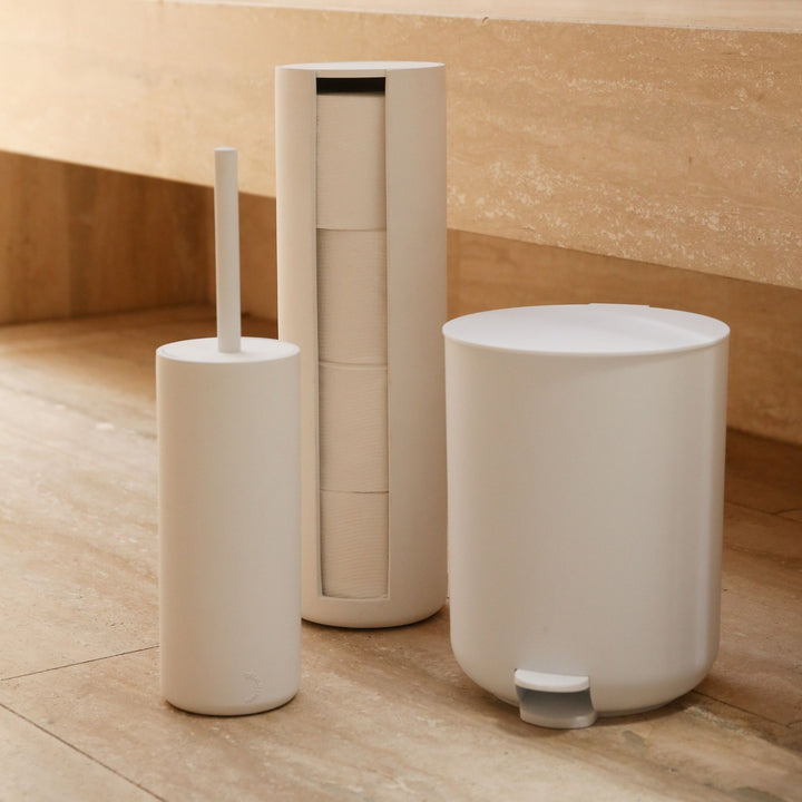 DESIGNSTUFF ARC Pedal Bin, 4.3L, White