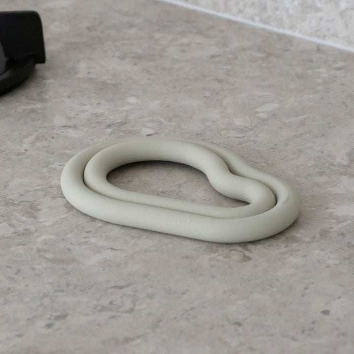 DESIGNSTUFF RUND Curve Trivet Gift Set, Sand