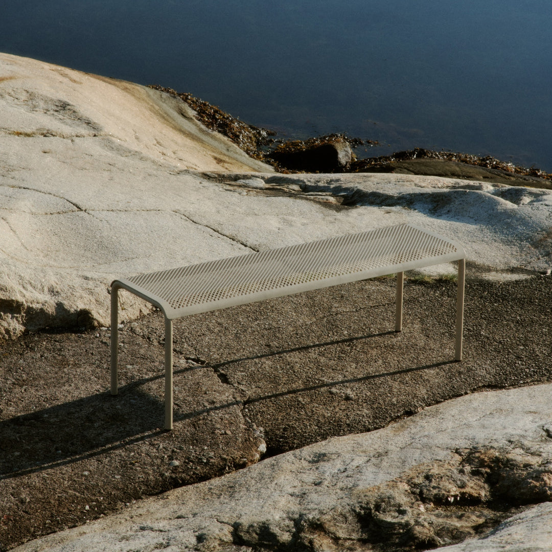 FERM LIVING Dapple Bench, Cashmere