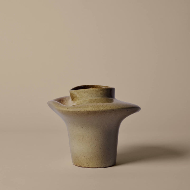 FERM LIVING Evio Vase, H22, Elm Green