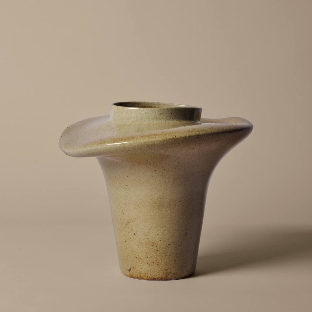 FERM LIVING Evio Vase, H35, Elm Green