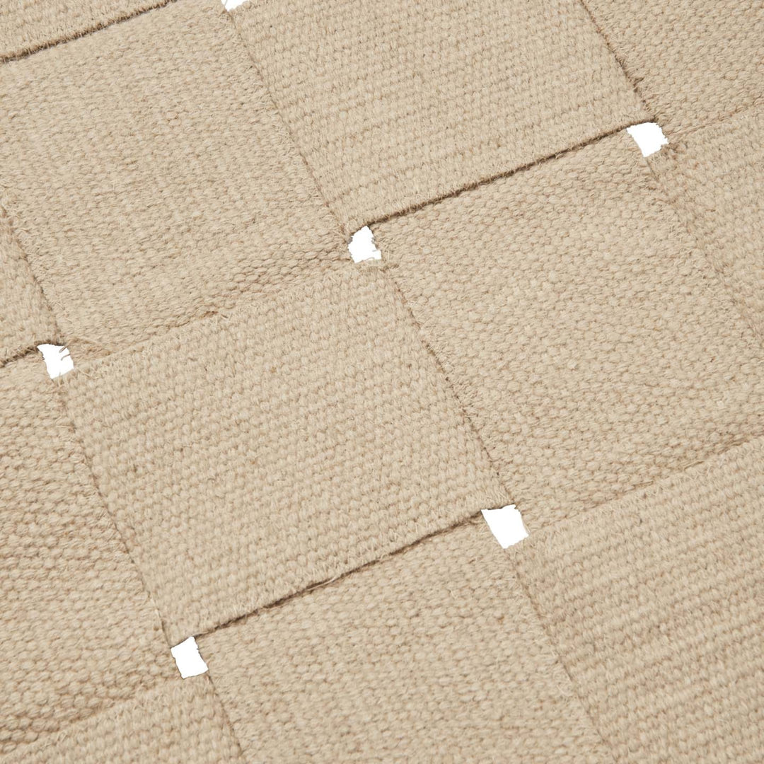 PRE-ORDER │ FERM LIVING Foundation Rug, 135x200cm, Cashmere