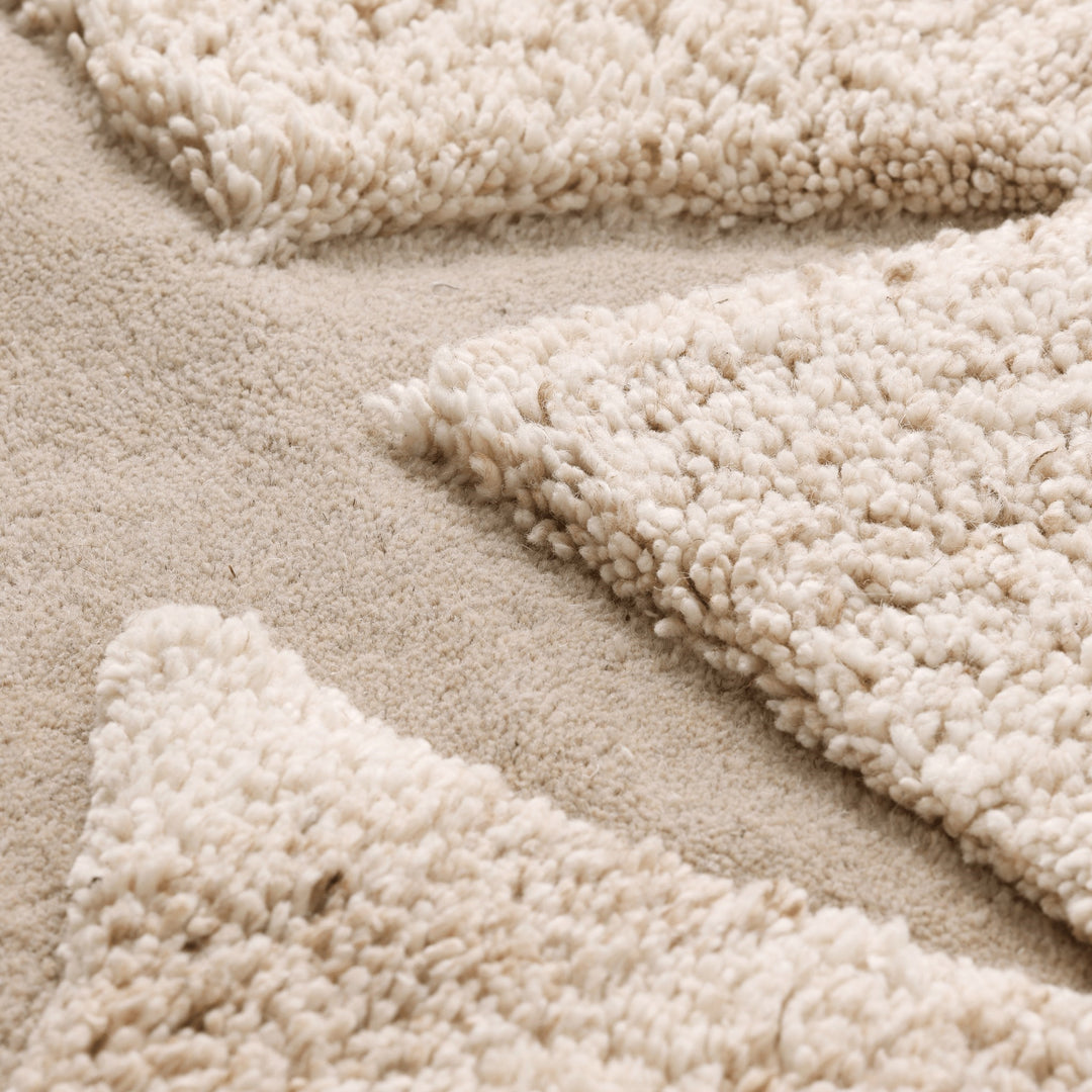 FERM LIVING Kove Tufted Rug, Off White, D 130 cm