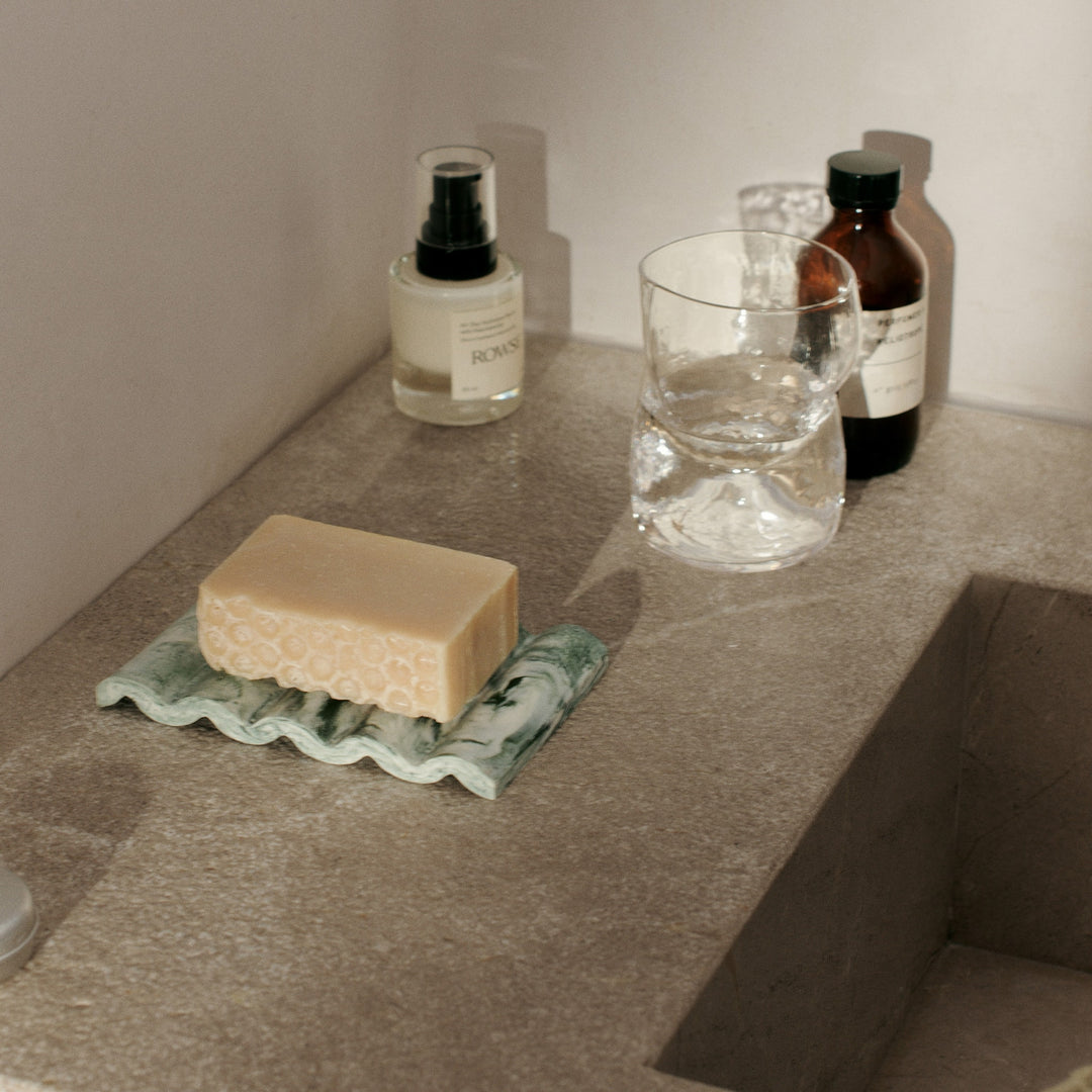 FERM LIVING Mist Soap Dish, 9x14cm, Emerald/Off-White