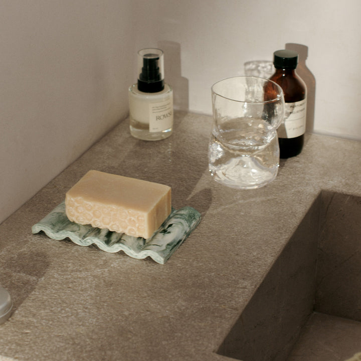 FERM LIVING Mist Soap Dish, 9x14cm, Emerald/Off-White