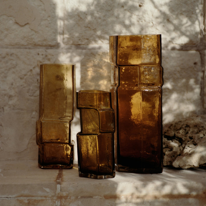FERM LIVING Muro Vase, H30cm, Recycled Amber