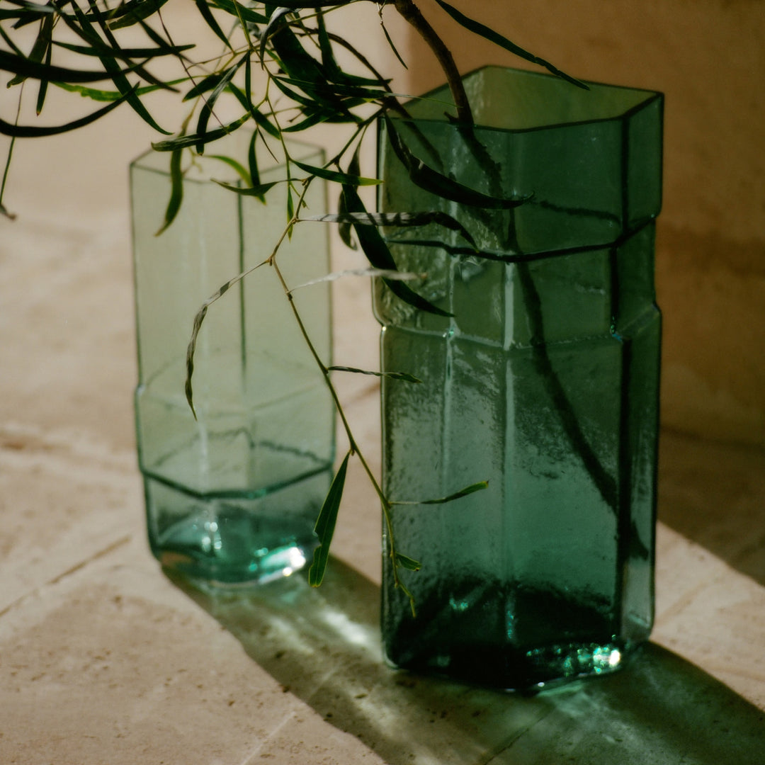 FERM LIVING Muro Vase, H30cm, Recycled Green