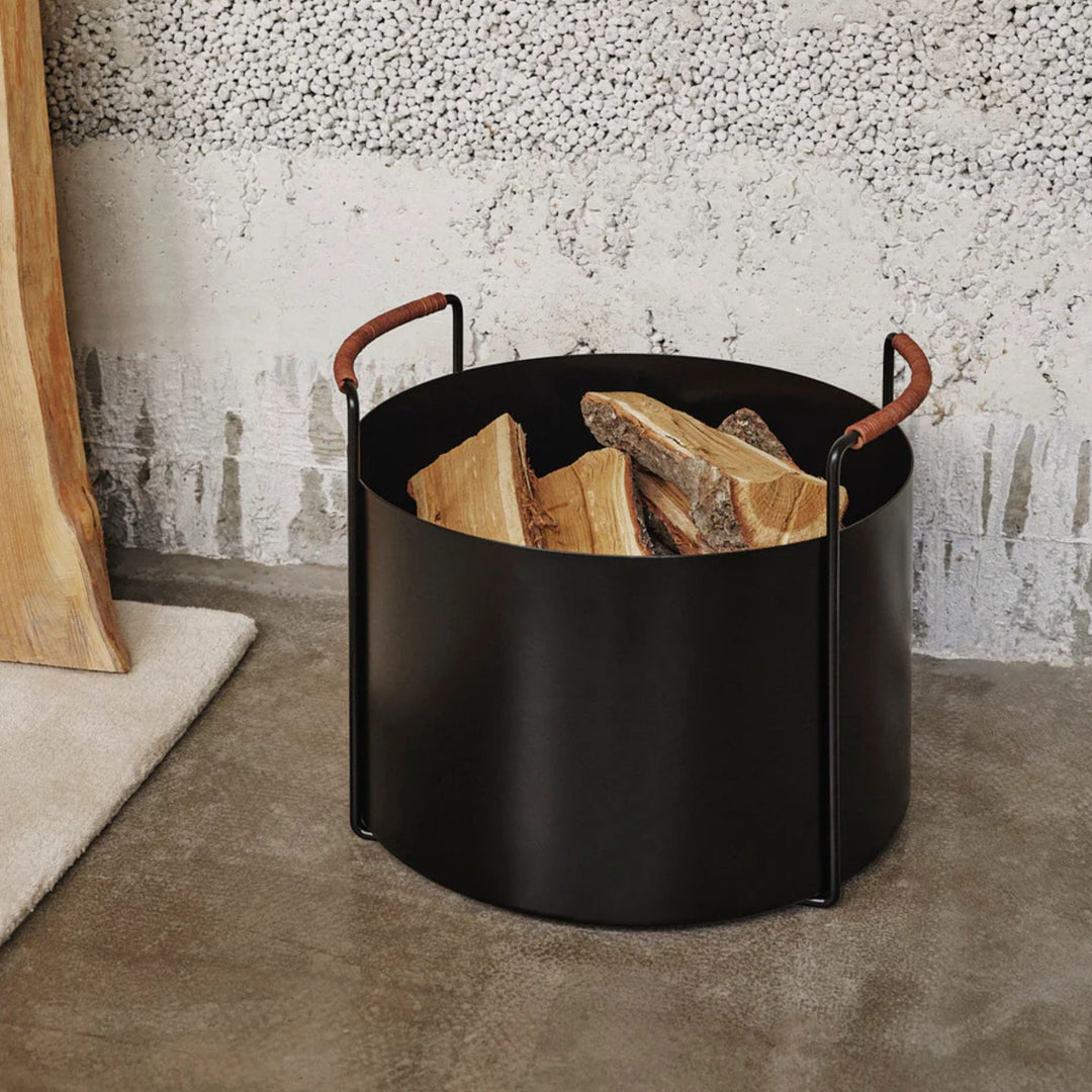 FERM LIVING Port Firewood Bucket, Black