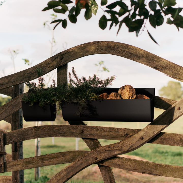 FERM LIVING Uma Balcony Box, Large, Black