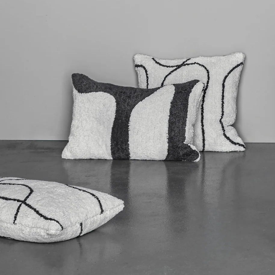 METTE DITMER FIGURA Tufted Cushion Cover 50x50cm, Off-white