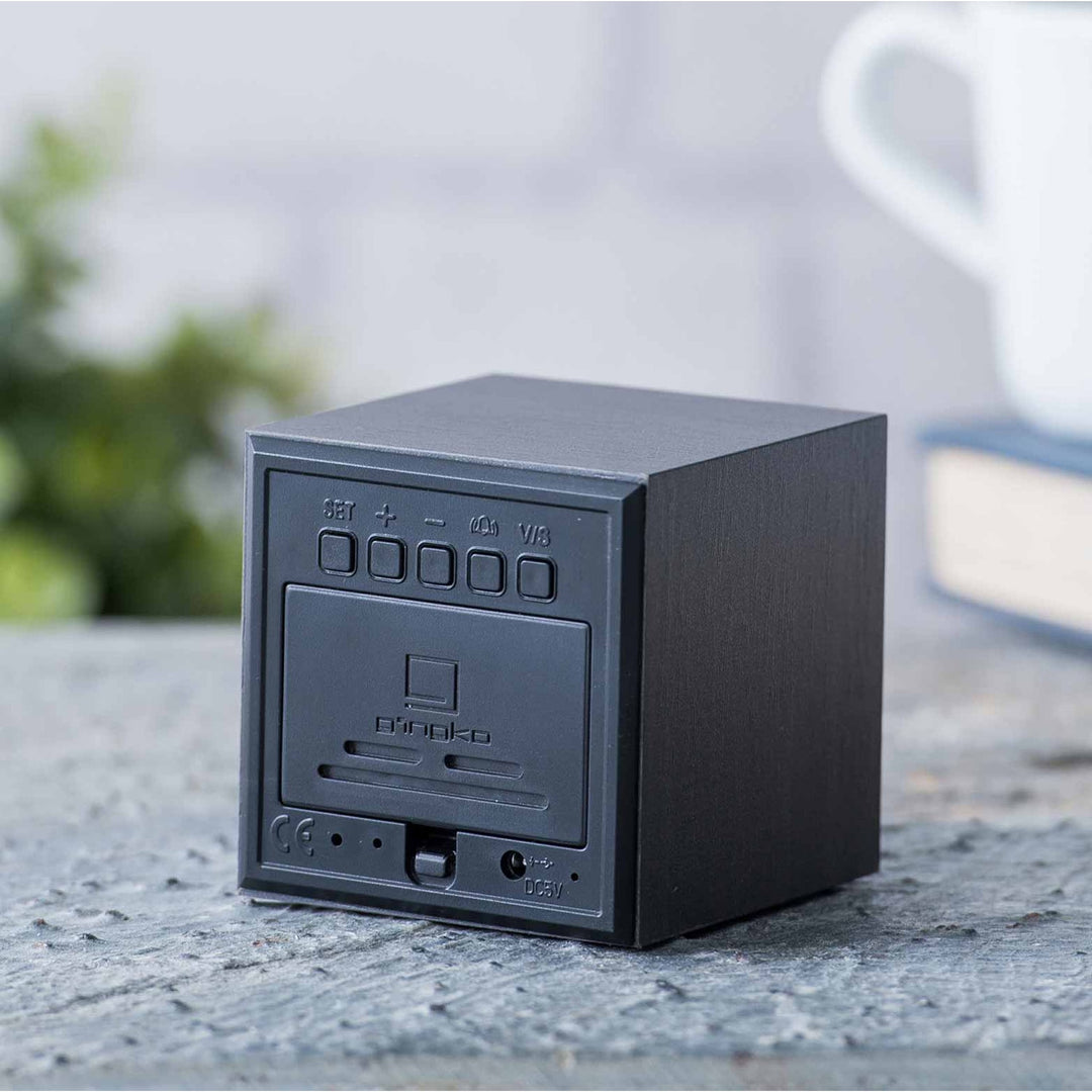 GINGKO LED Cube Click Clock, Black/White