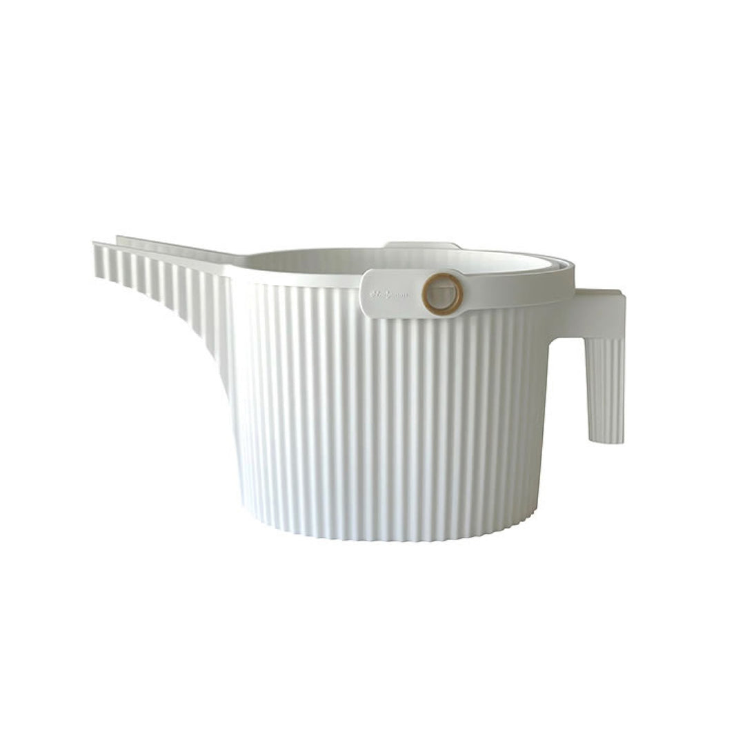 HACHIMAN-KASEI Garden Beetle Watering Can, Large 5L, White
