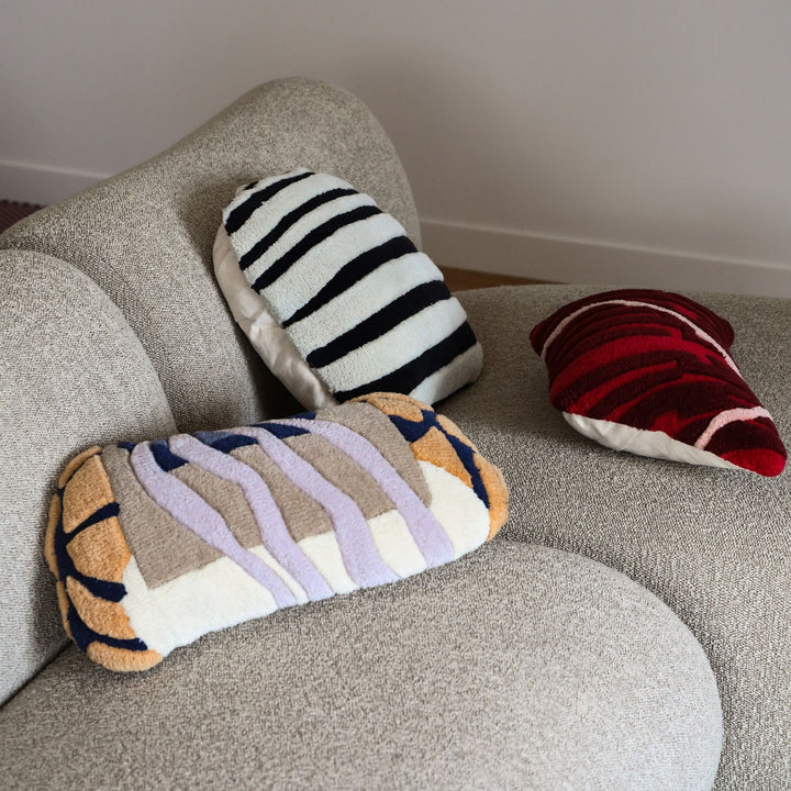 HAUS ÜGER Bonbon Cushion, 42x40cm, Off-White
