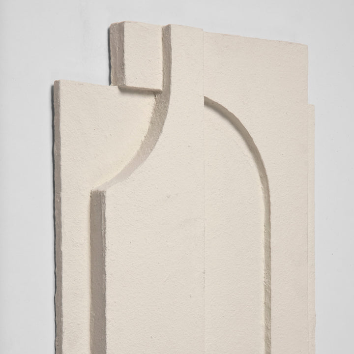 KRISTINA DAM STUDIO Serif Relief Large, Paperpulp Natural Off White