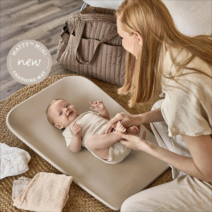 LEANDER Matty Mini Changing Mat, Cappuccino