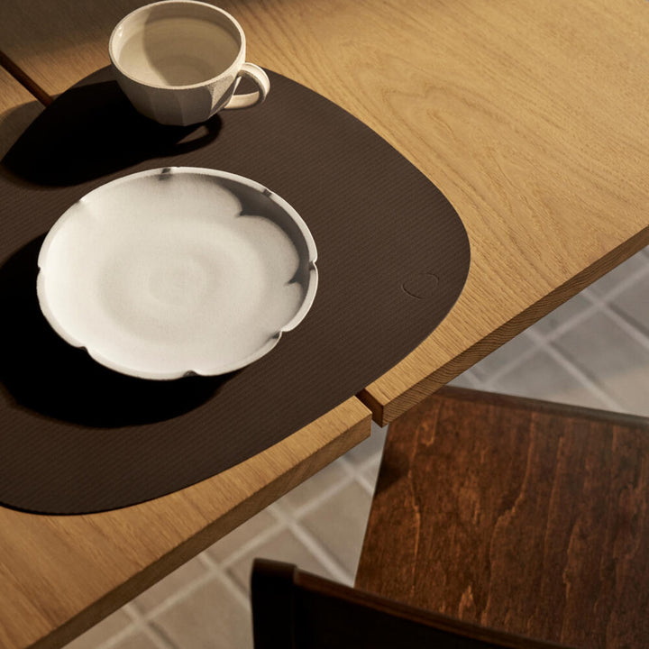 LIND DNA Curve Table Placemat L Corduroy, Hazel