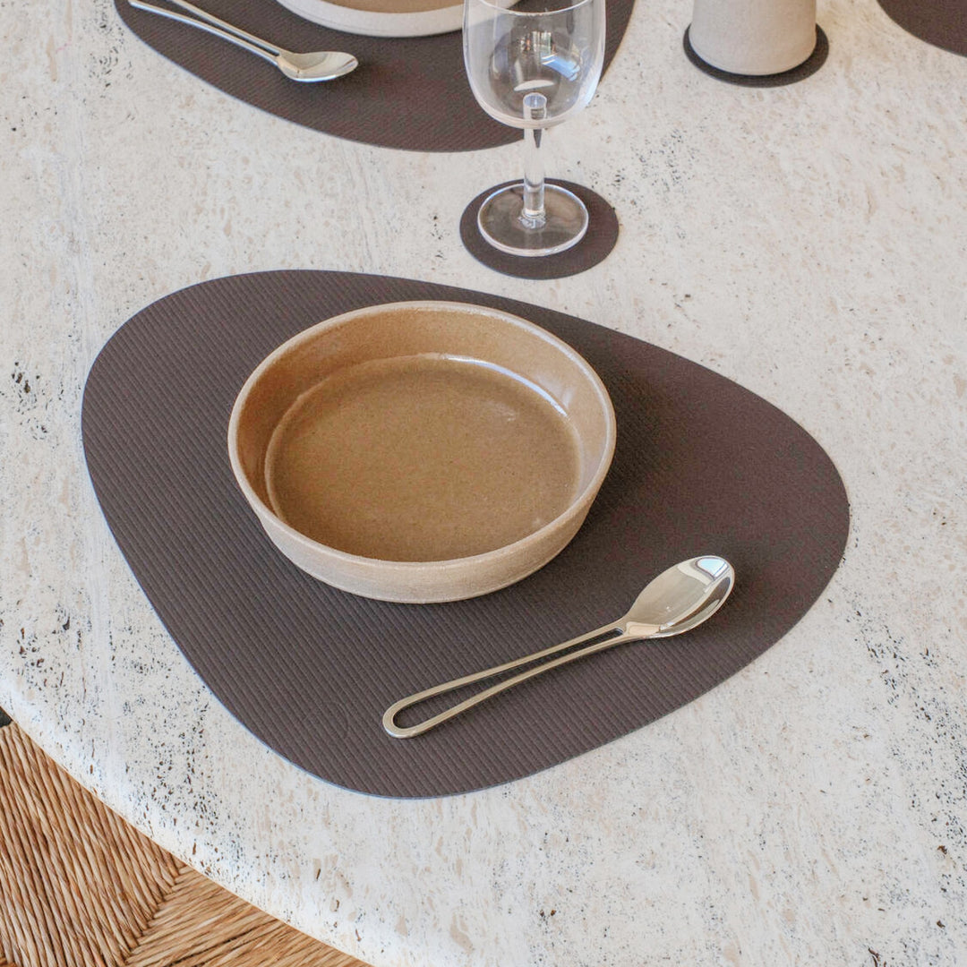 LIND DNA Nupo Curve Table Placemat L, Caviar