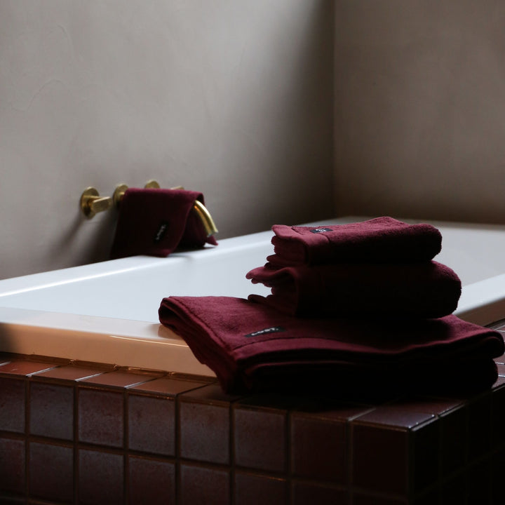 LOST TOWELS Face Washer, 30x30cm, Mulberry