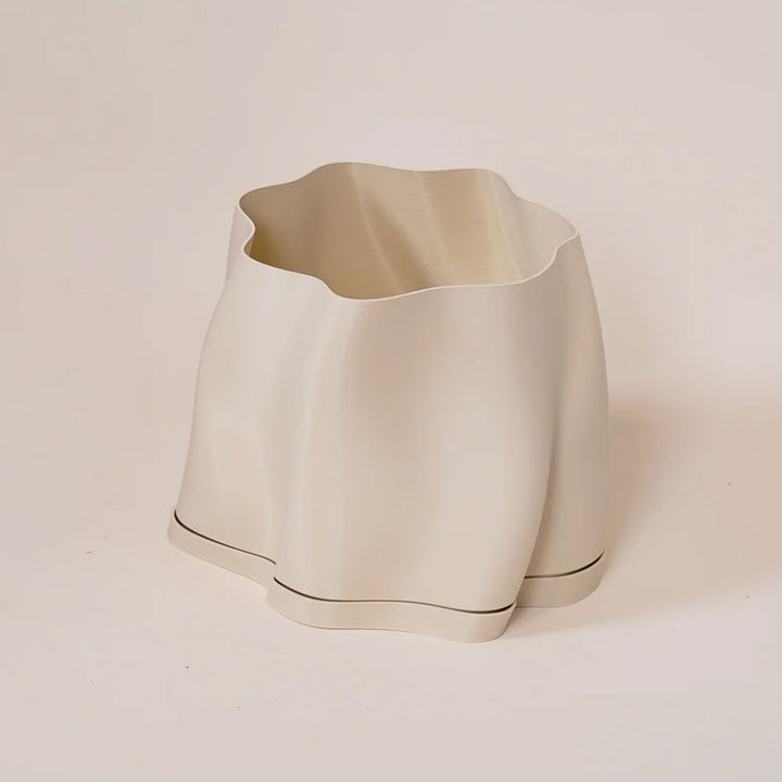 SPECIAL STUDIO Lulu Planter, Large D22xH27cm, Eggshell Matte