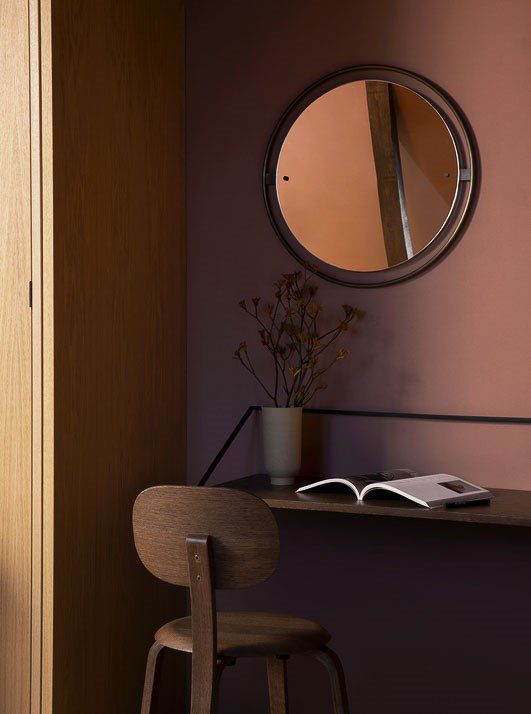AUDO CPH Rail Desk, Black/Dark Stained Oak