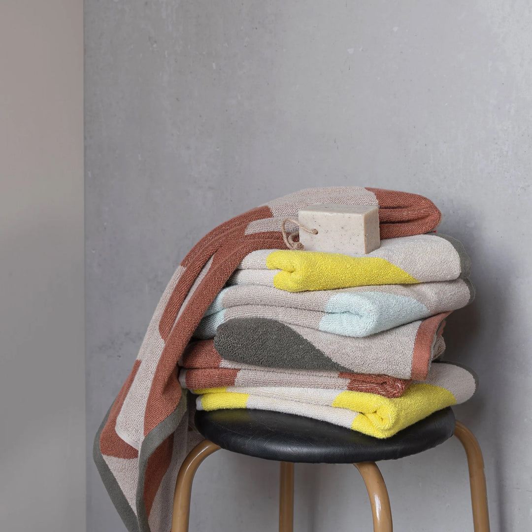METTE DITMER Diagonal Bath Towel, 70x133cm, Brick