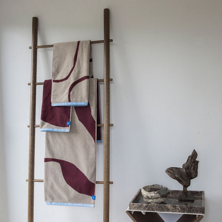 METTE DITMER Nova Arte Bath Towel, 70x133cm, Wine/Sand