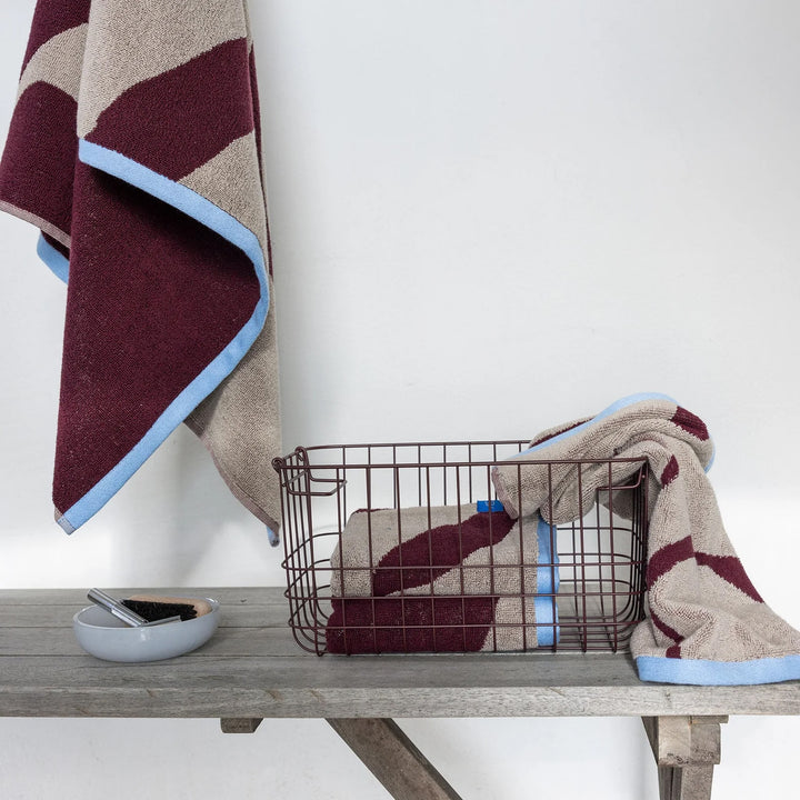 METTE DITMER Nova Arte Bath Towel, 70x133cm, Wine/Sand