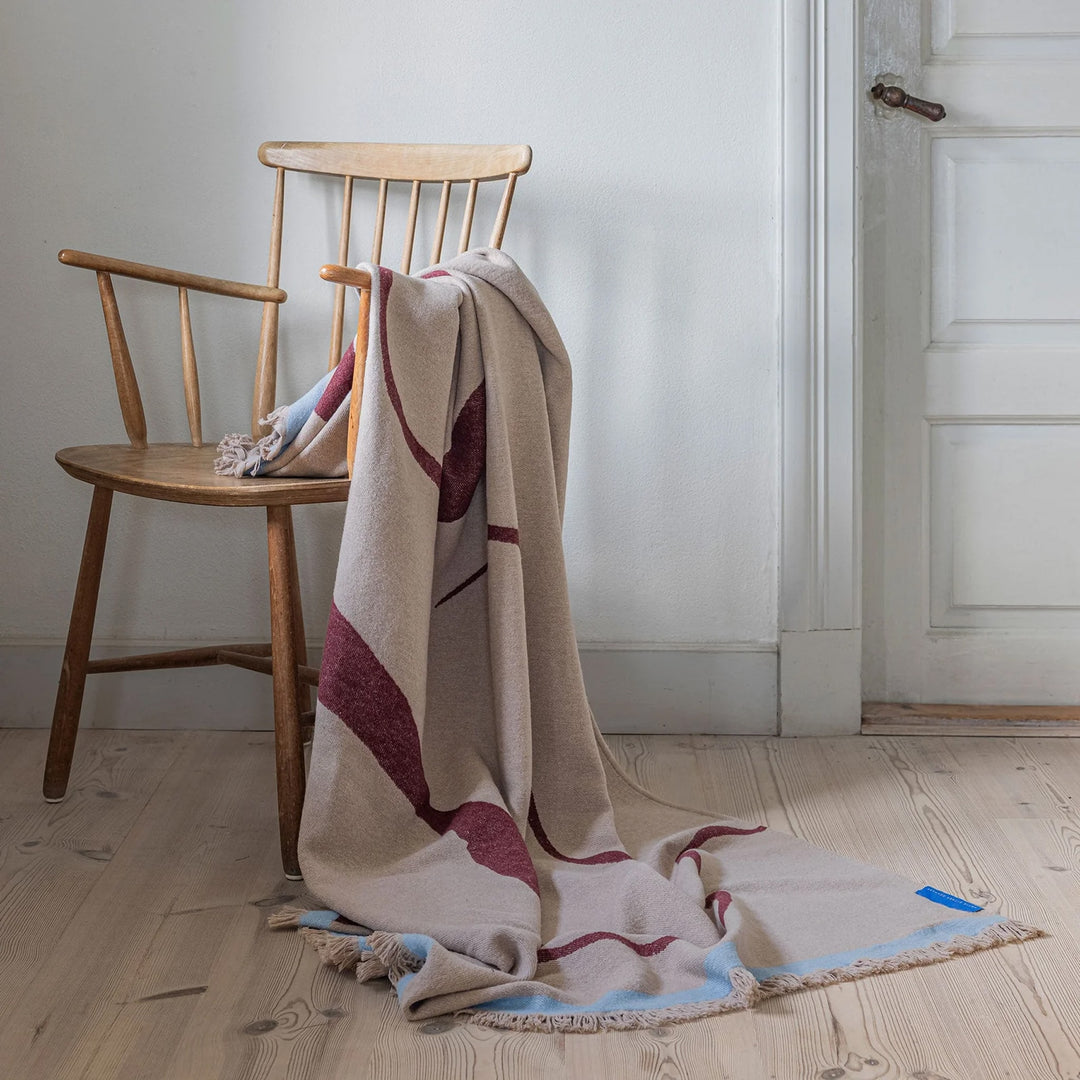 METTE DITMER Studio Throw L175 x W130 cm, Wine
