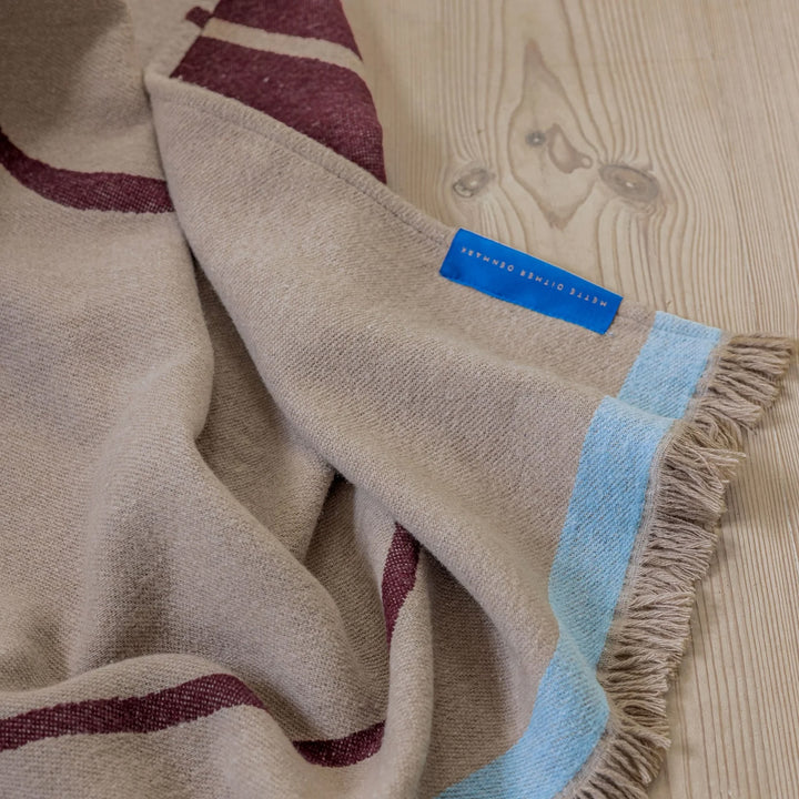 METTE DITMER Studio Throw L175 x W130 cm, Wine