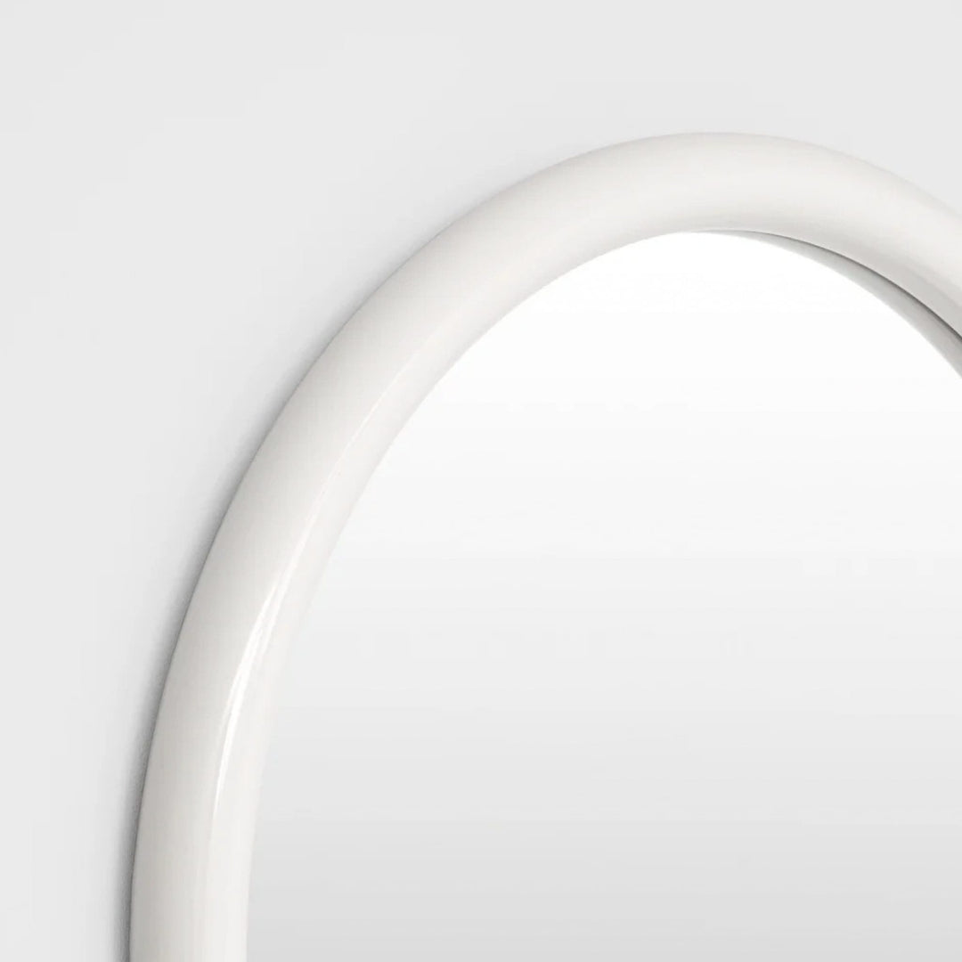 MIDDLE OF NOWHERE Gertrude Round Gloss Mirror, 80cm, Cotton