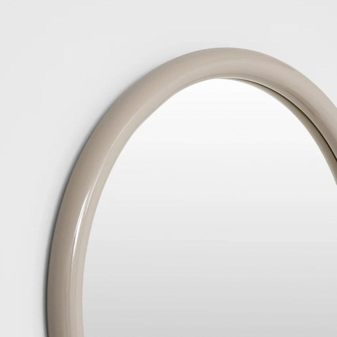 MIDDLE OF NOWHERE Gertrude Round Gloss Mirror, 80cm, Sand